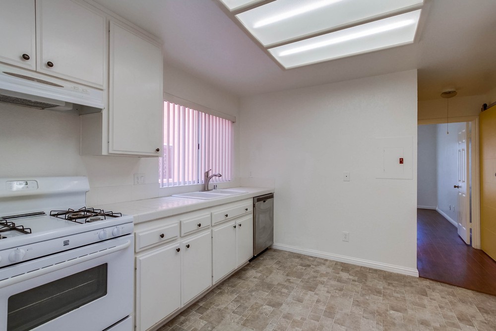 Virtual tour photo 20 of 41 for 402 Arbor Dr