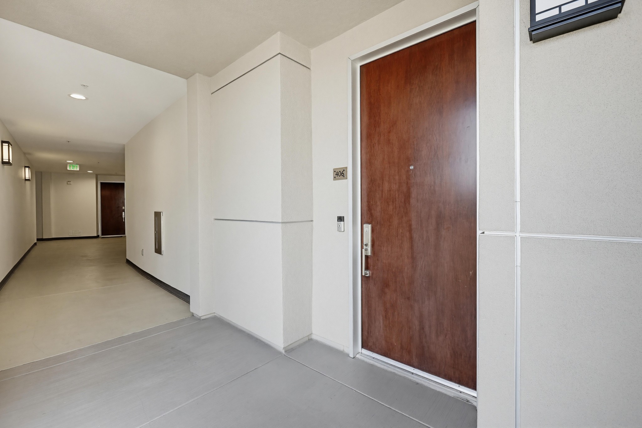 Virtual tour photo 3 of 68 for 402 Rockefeller UNIT 406