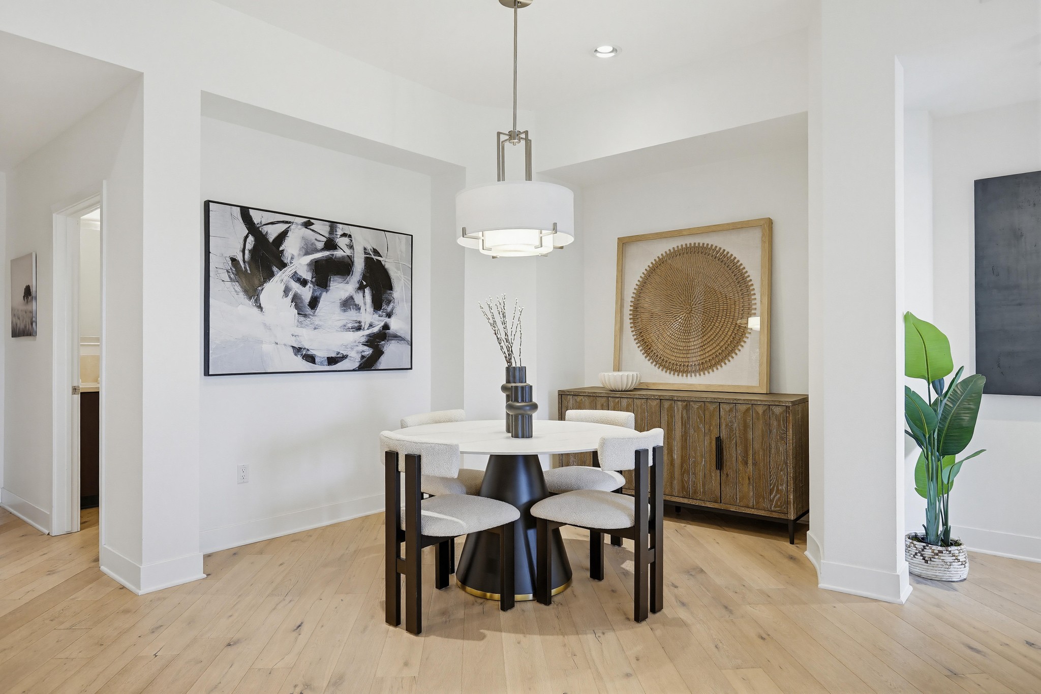 Virtual tour photo 20 of 68 for 402 Rockefeller UNIT 406