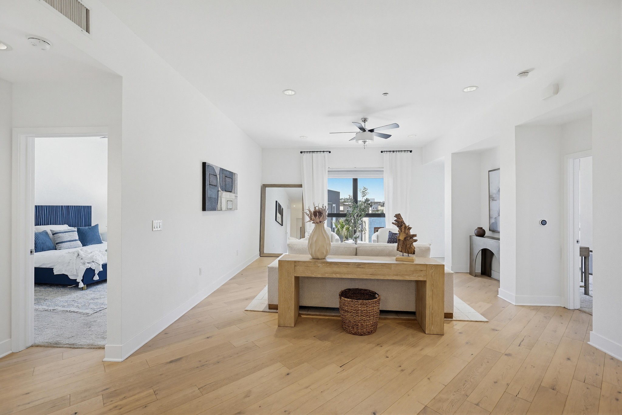 Virtual tour photo 24 of 68 for 402 Rockefeller UNIT 406
