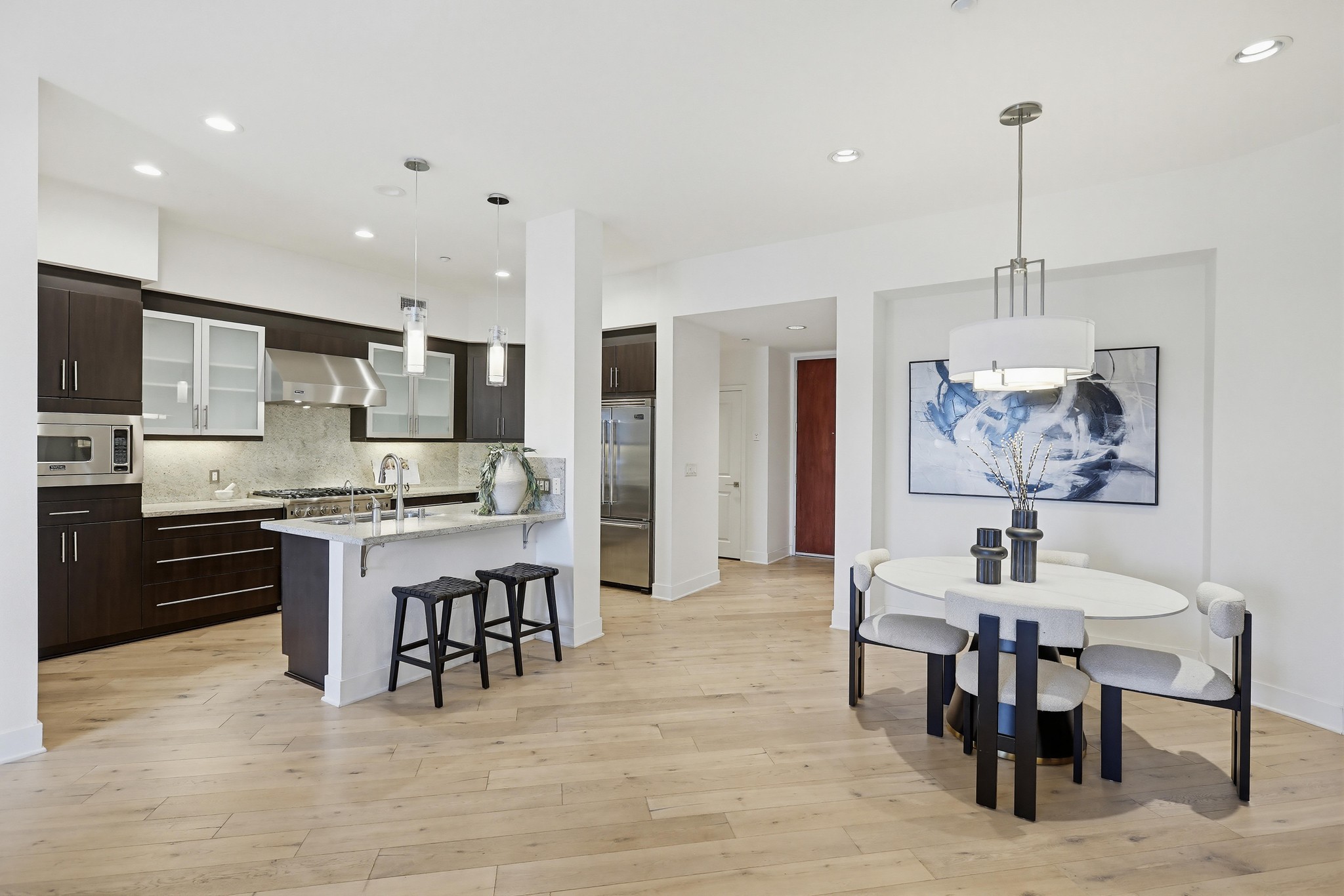 Virtual tour photo 30 of 68 for 402 Rockefeller UNIT 406