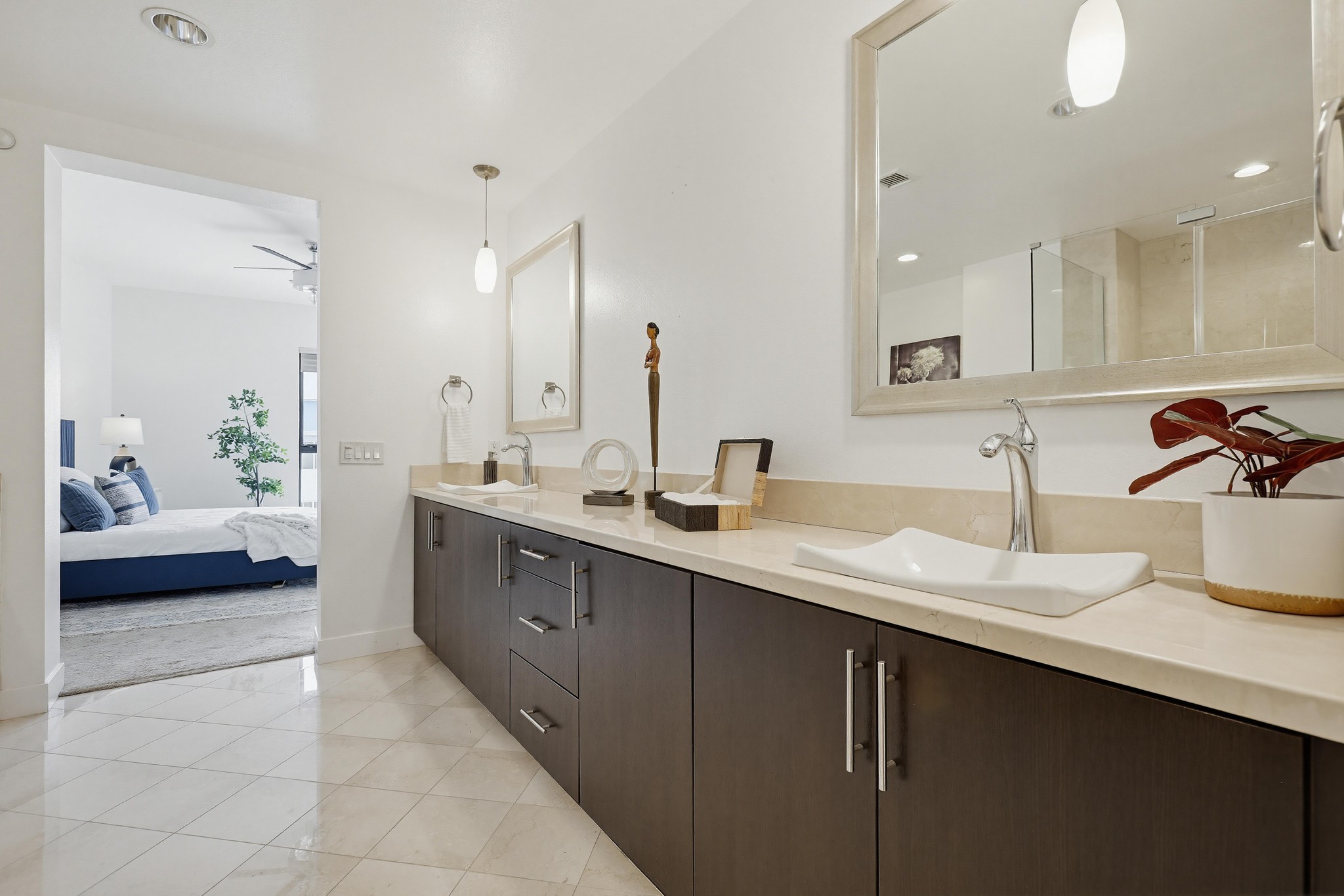 Virtual tour photo 49 of 68 for 402 Rockefeller UNIT 406