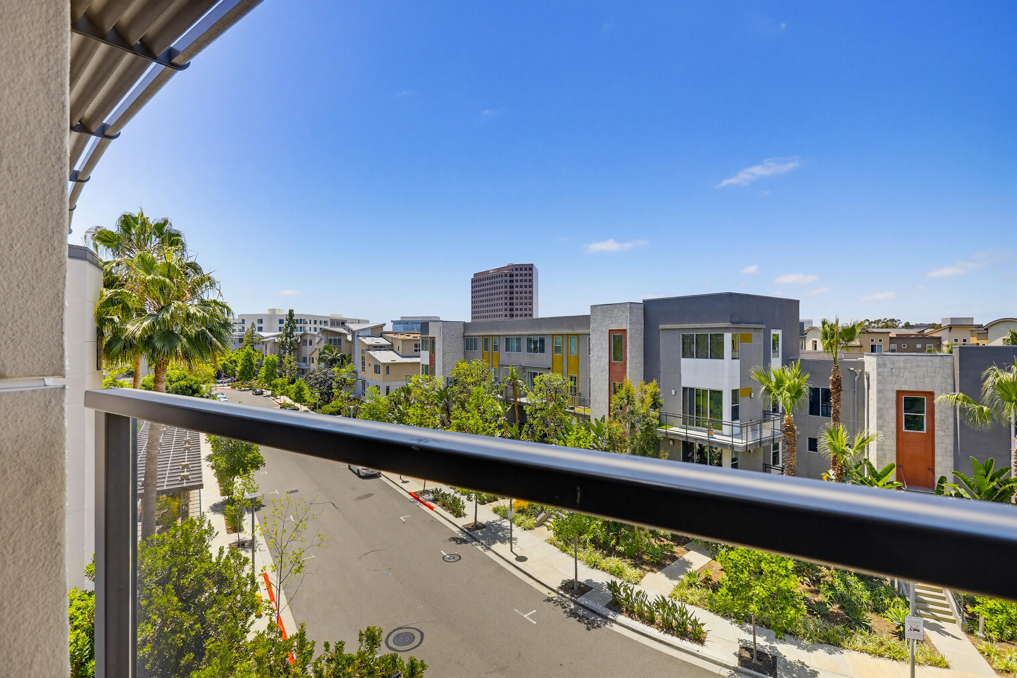 Virtual tour photo 56 of 68 for 402 Rockefeller UNIT 406