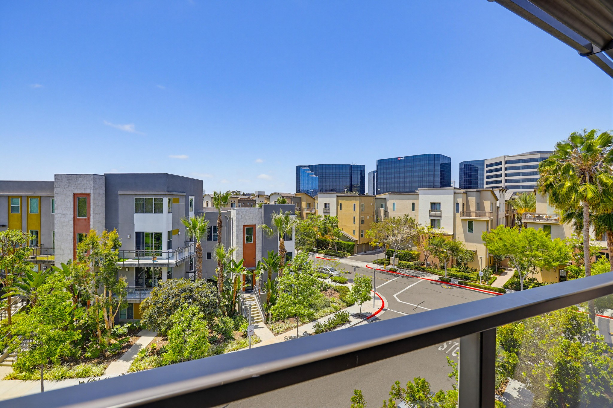 Virtual tour photo 58 of 68 for 402 Rockefeller UNIT 406