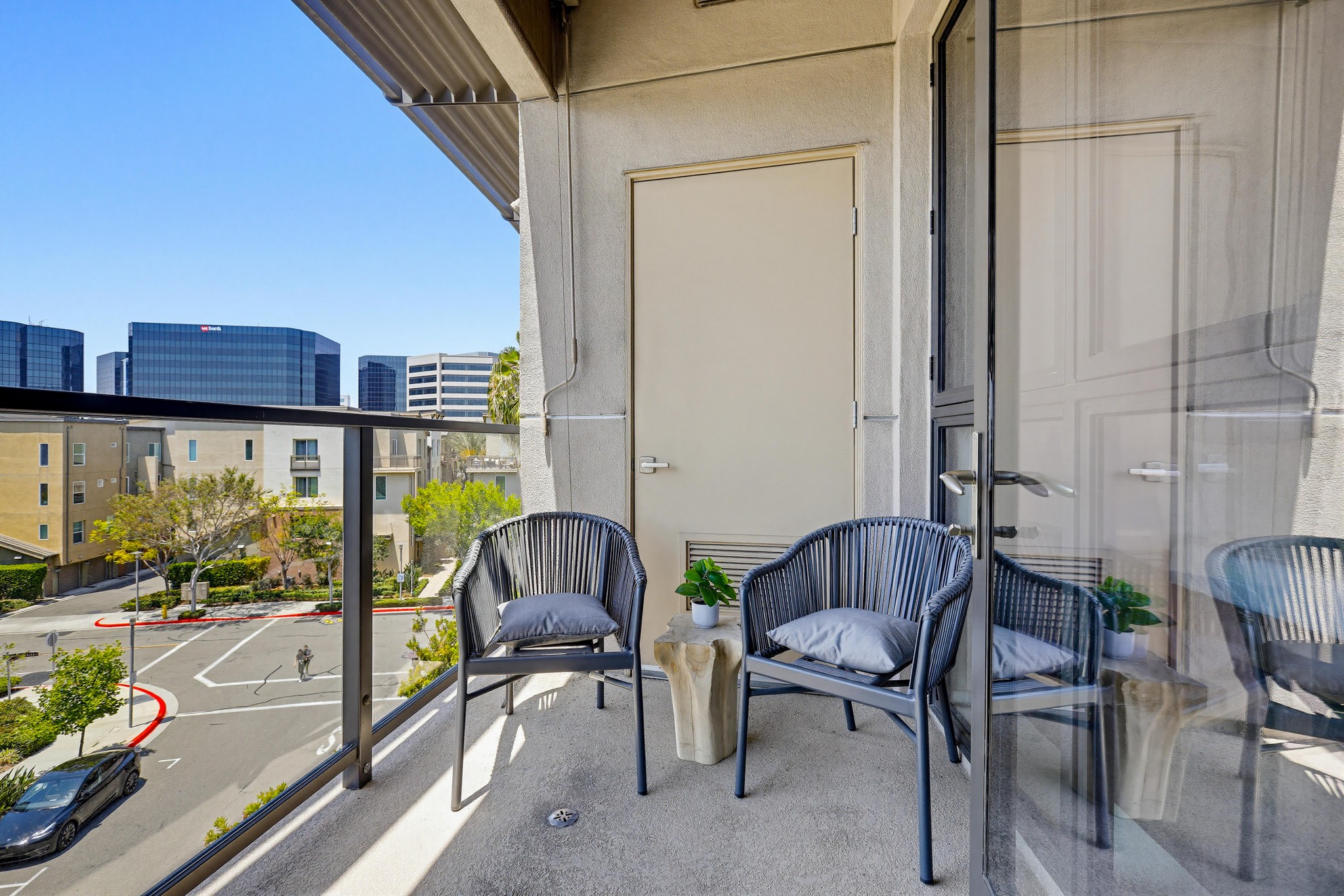 Virtual tour photo 59 of 68 for 402 Rockefeller UNIT 406