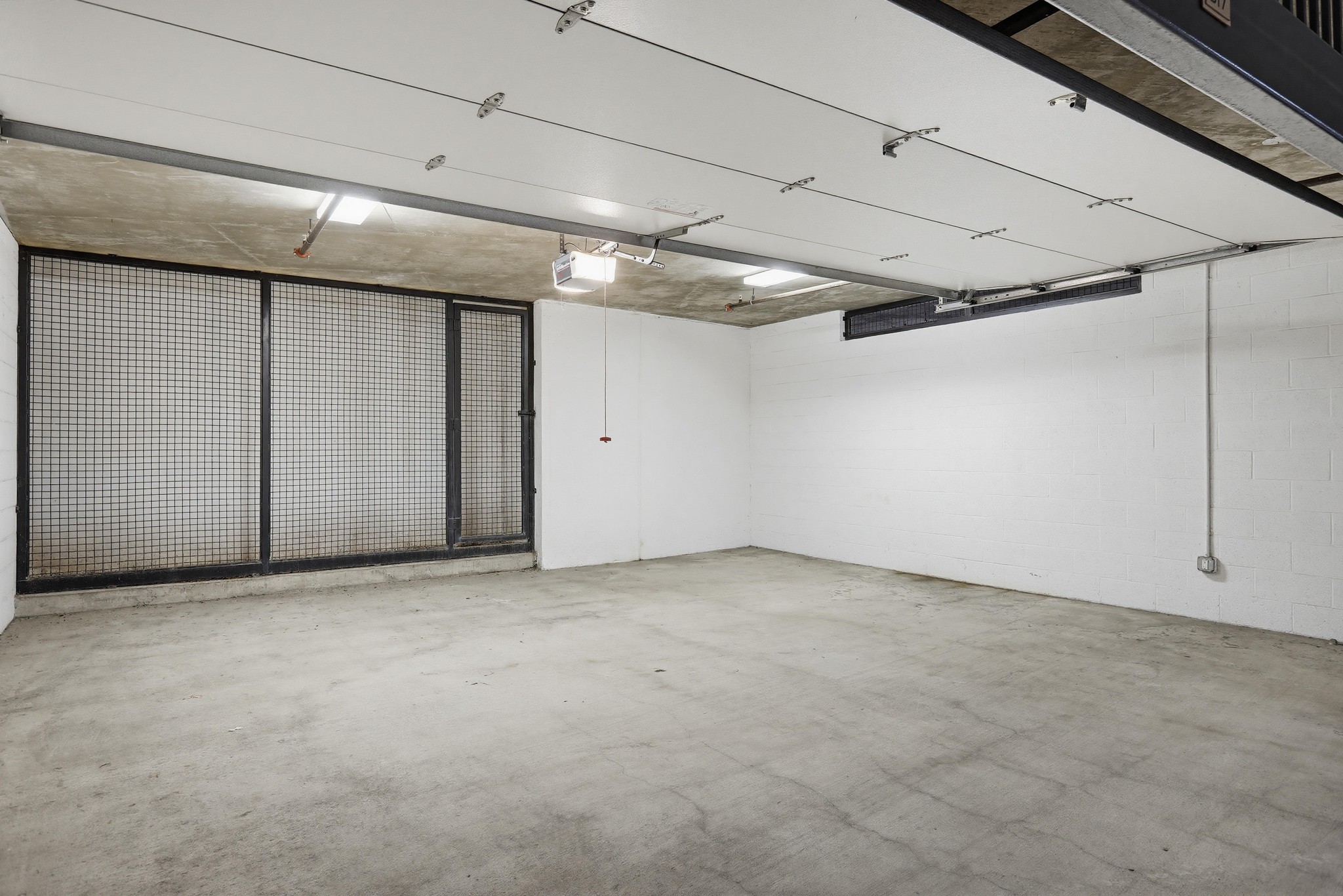 Virtual tour photo 68 of 68 for 402 Rockefeller UNIT 406