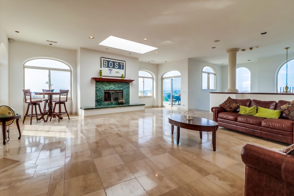 Virtual tour photo 13 of 73 for 4021 Bandini St