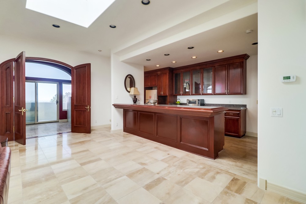 Virtual tour photo 15 of 73 for 4021 Bandini St