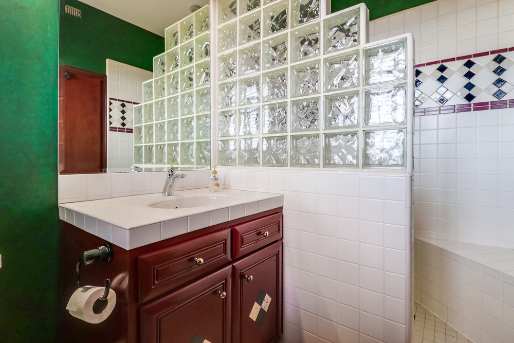 Virtual tour photo 19 of 73 for 4021 Bandini St