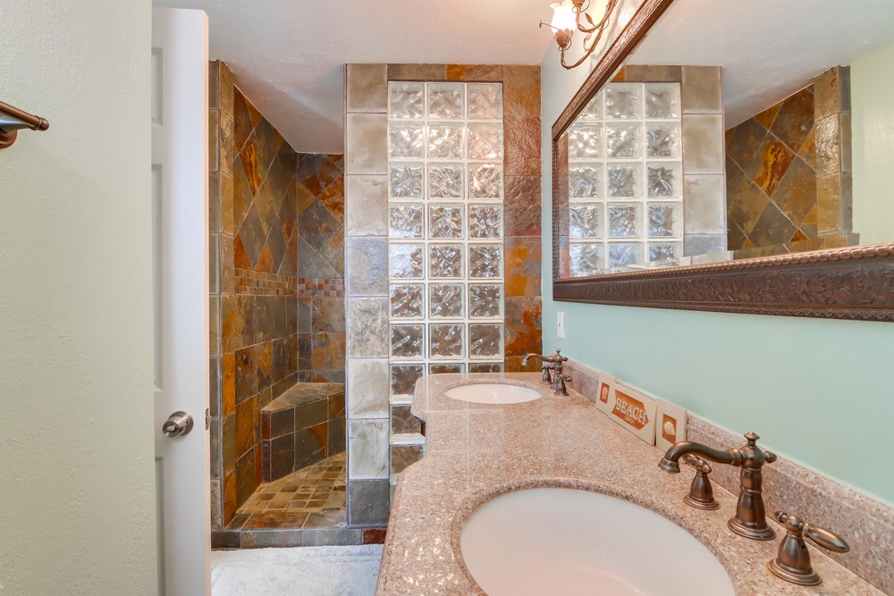 Virtual tour photo 45 of 51 for 4023 Everts St