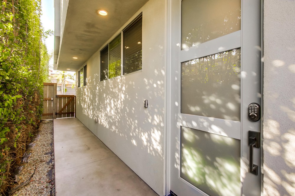 Virtual tour photo 8 of 58 for 4025 Morrell St