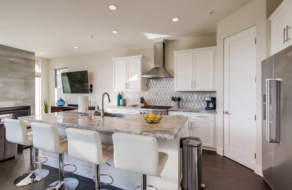 Virtual tour photo 17 of 58 for 4025 Morrell St