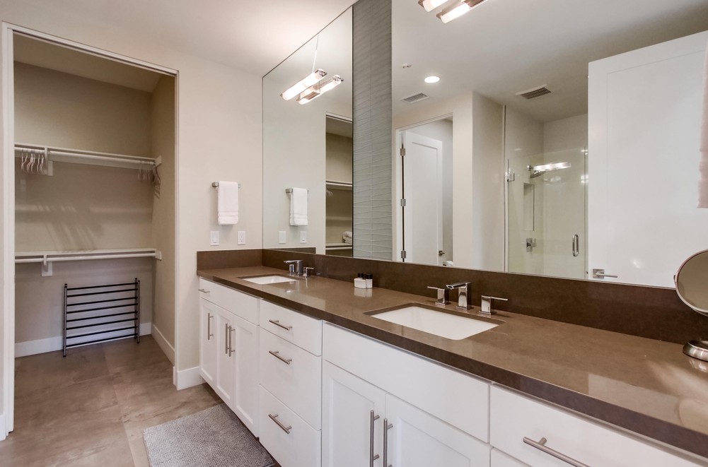 Virtual tour photo 35 of 58 for 4025 Morrell St