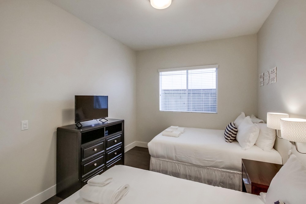 Virtual tour photo 40 of 58 for 4025 Morrell St