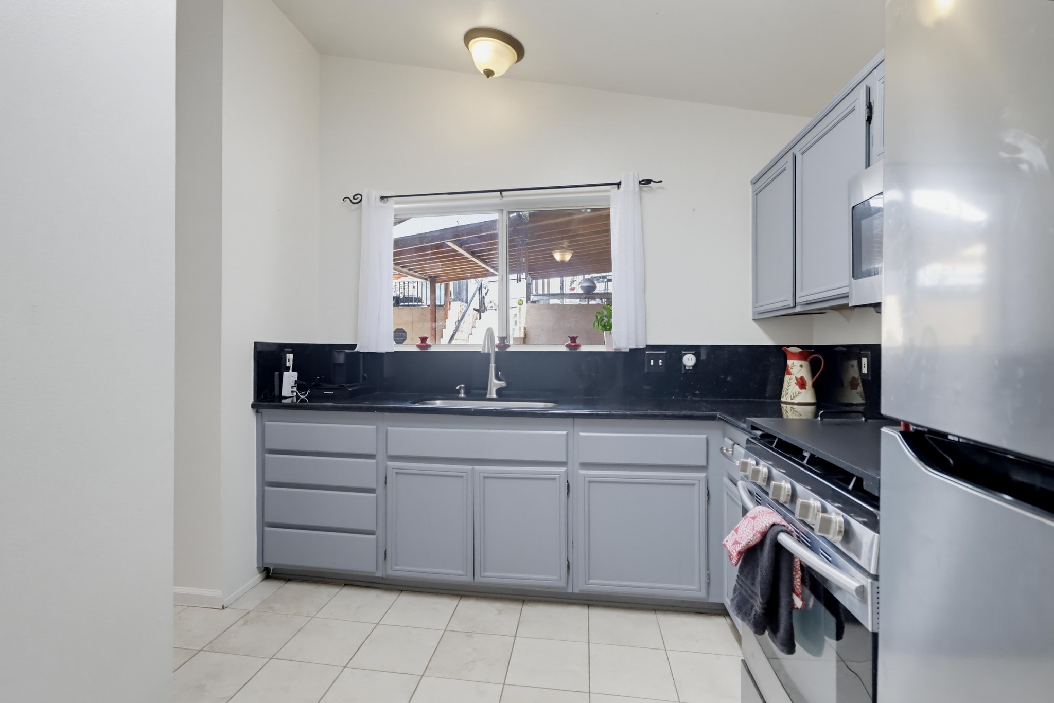 Virtual tour photo 16 of 51 for 4027 C St