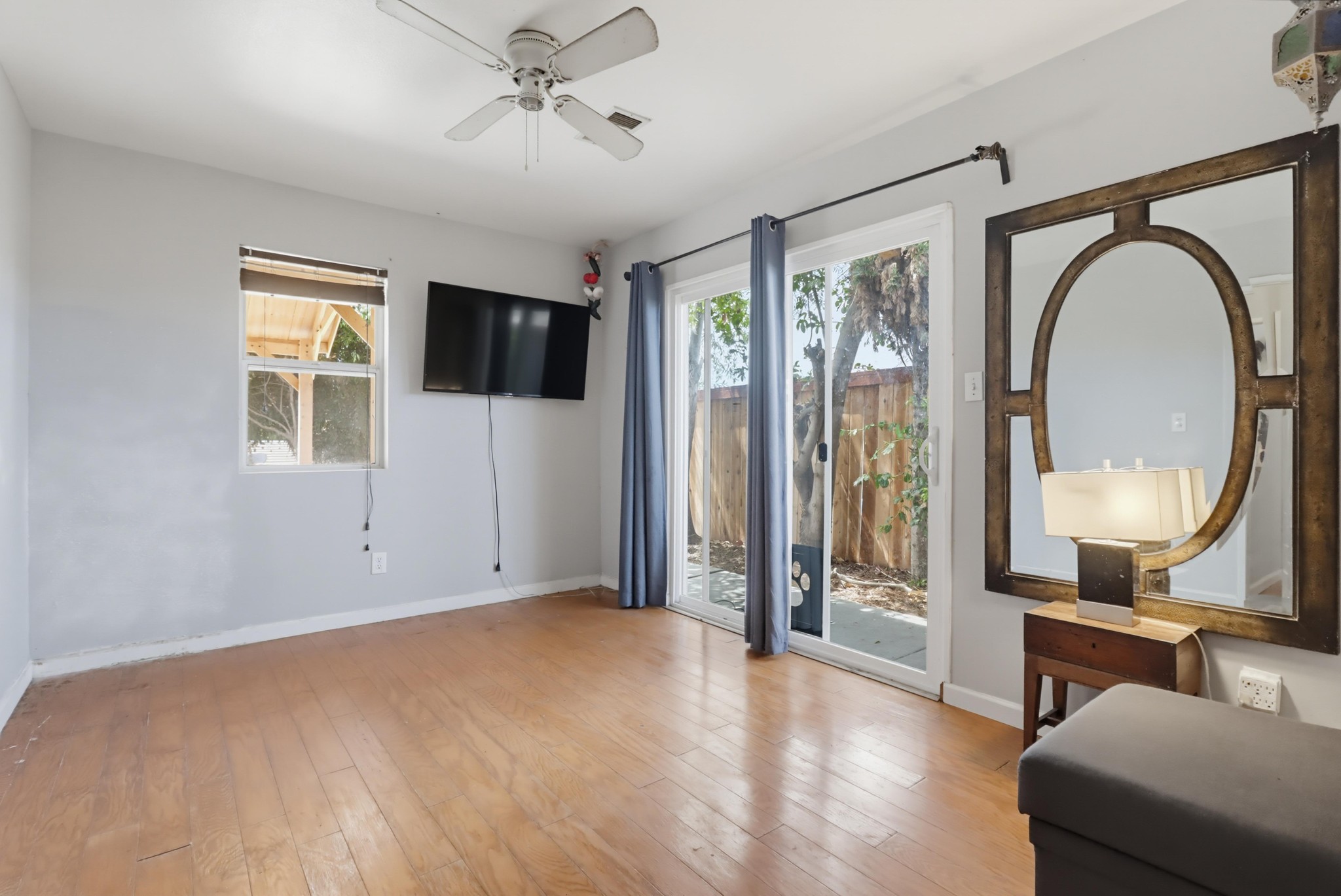 Virtual tour photo 23 of 51 for 4027 C St