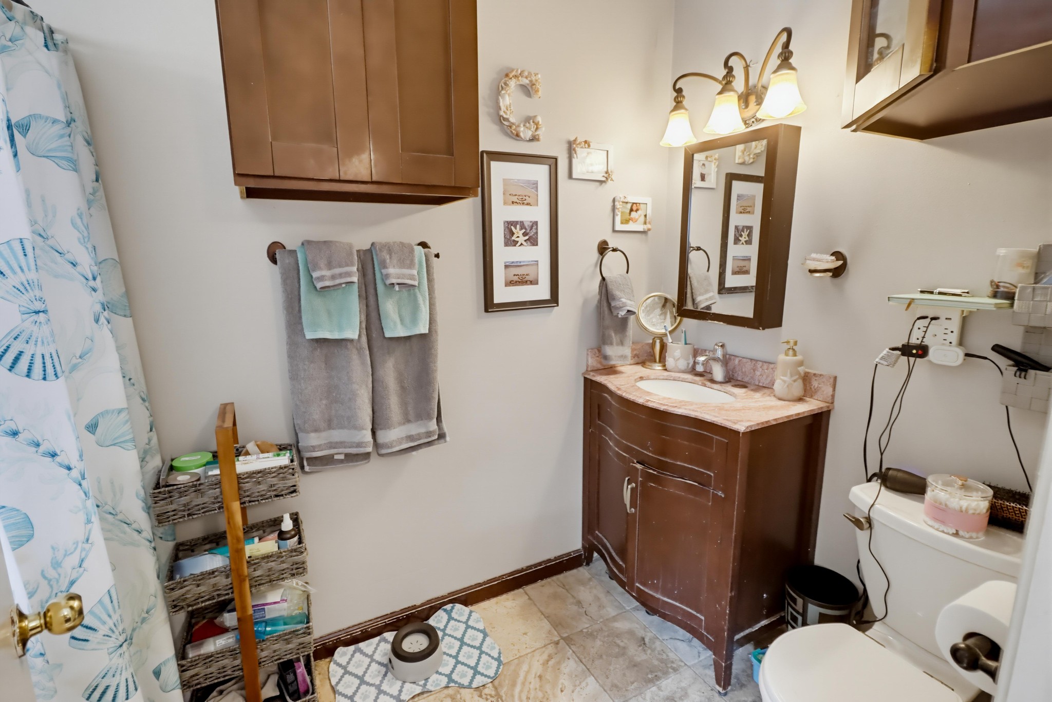 Virtual tour photo 26 of 51 for 4027 C St