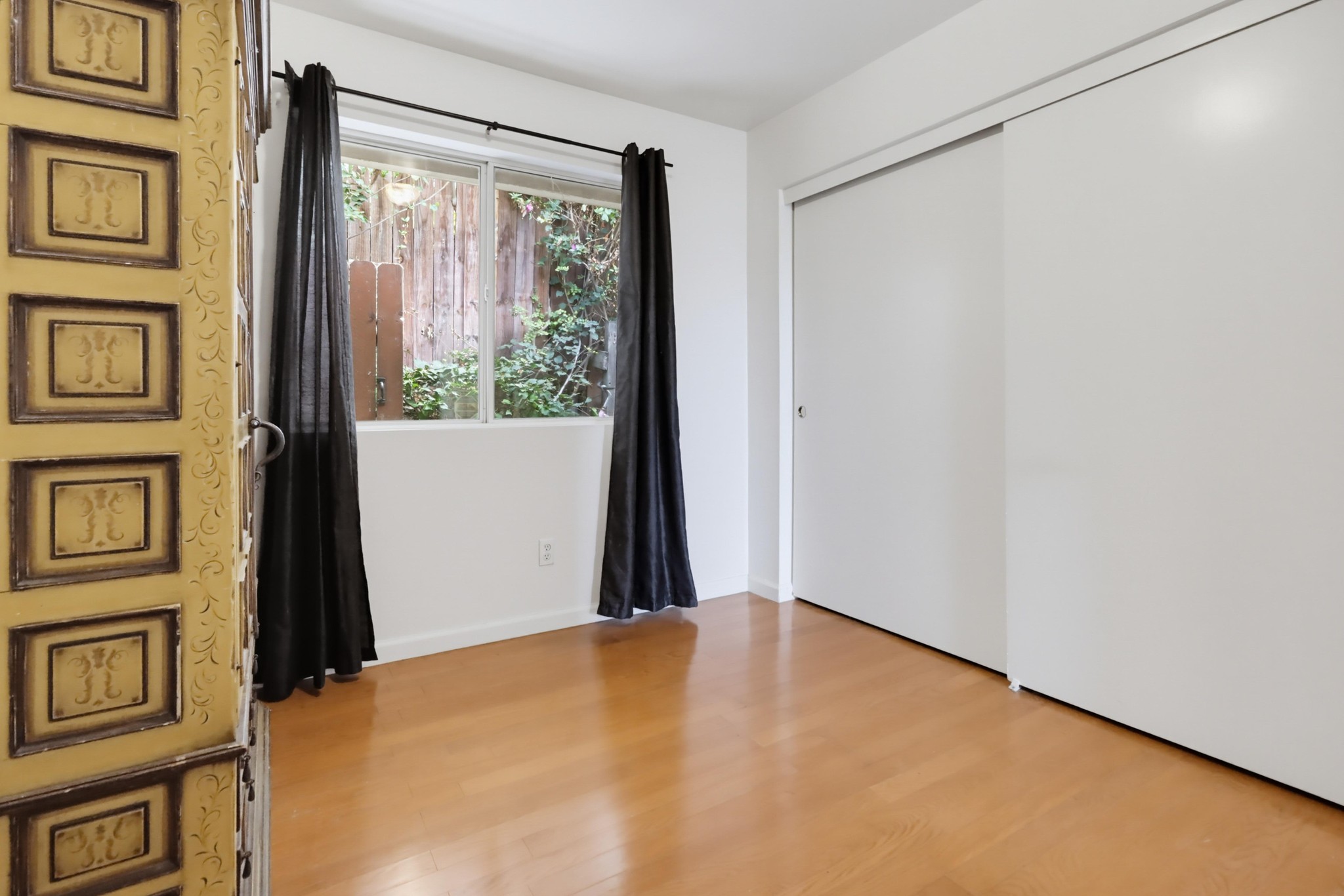 Virtual tour photo 34 of 51 for 4027 C St