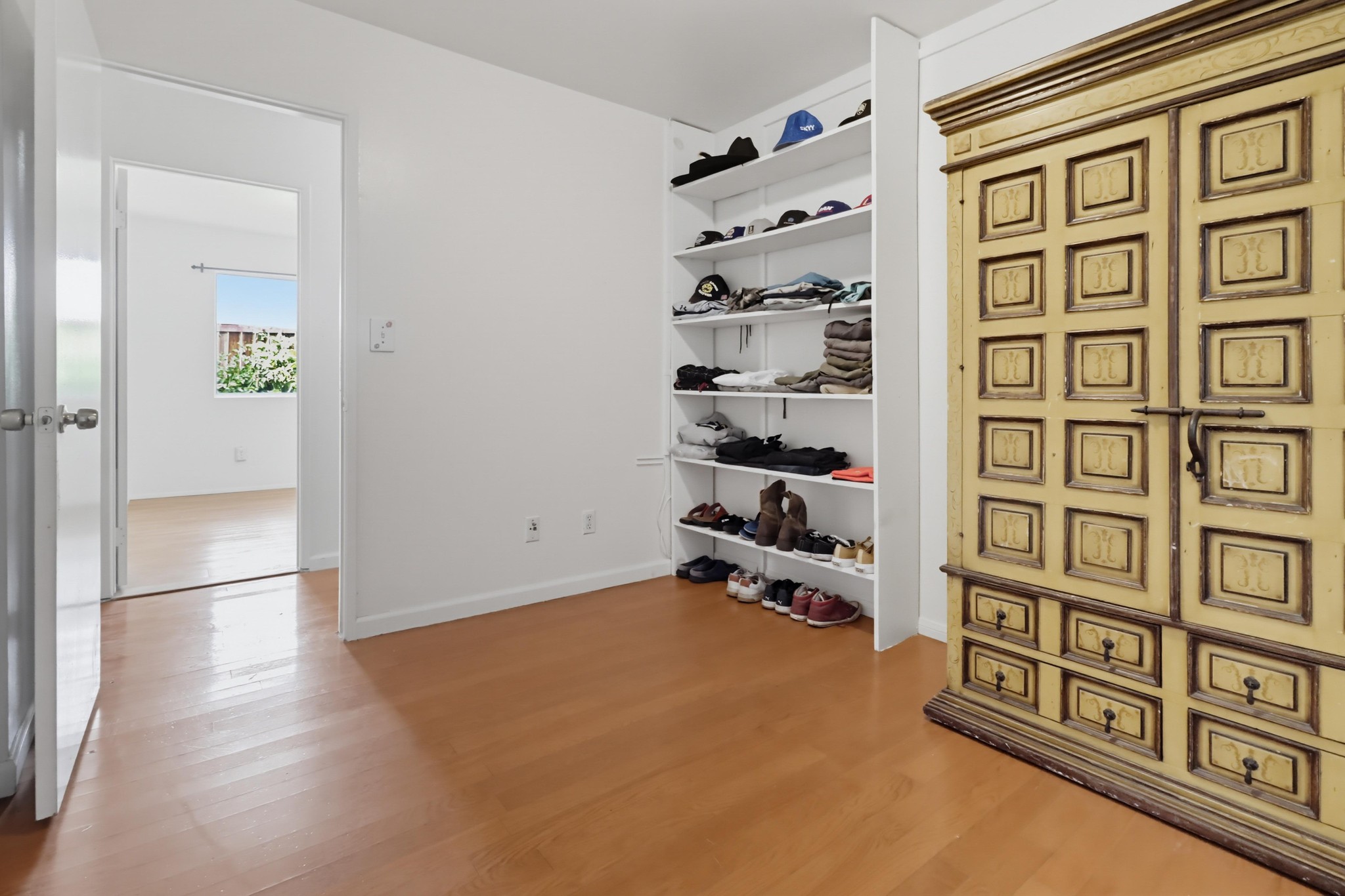 Virtual tour photo 35 of 51 for 4027 C St