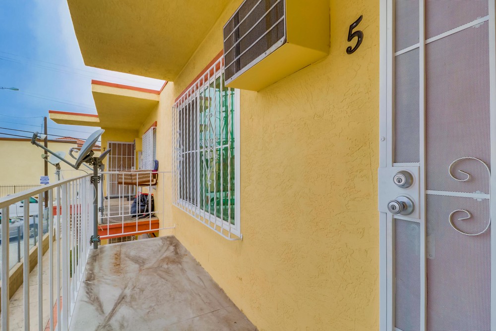 Virtual tour photo 6 of 22 for 4028 48th St #5