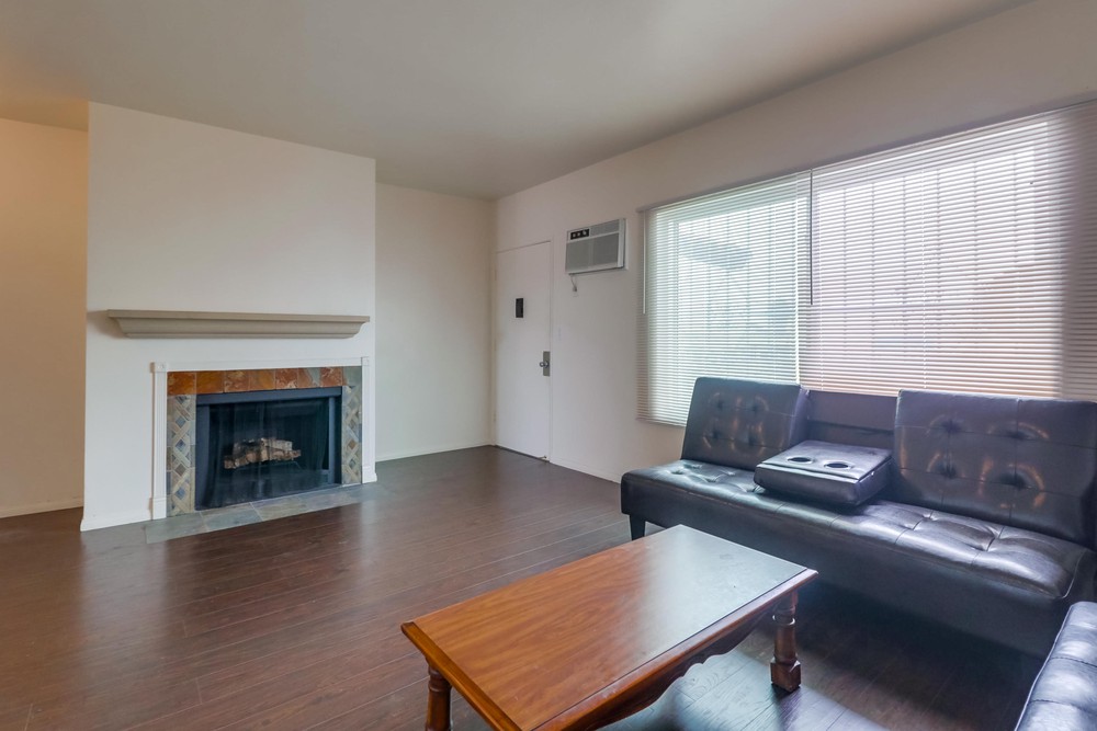 Virtual tour photo 10 of 22 for 4028 48th St #5