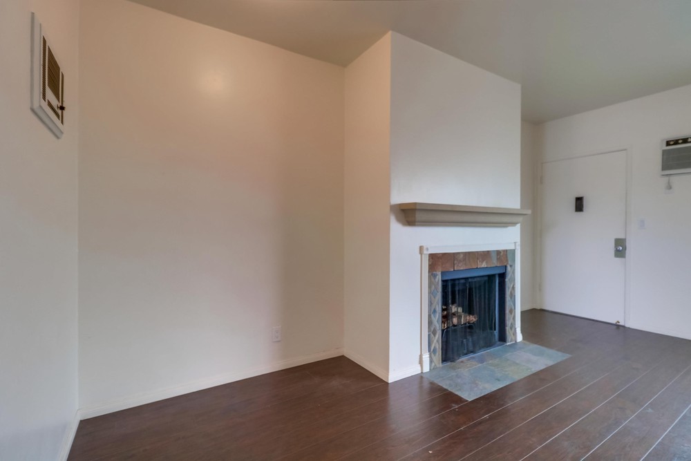 Virtual tour photo 12 of 22 for 4028 48th St #5