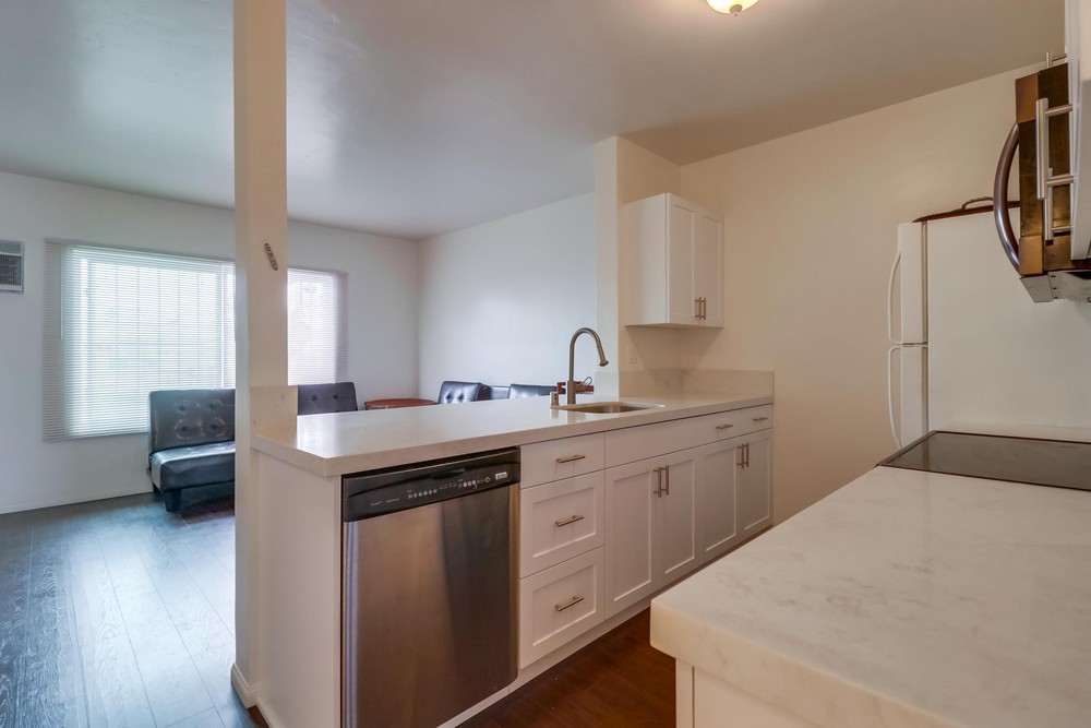 Virtual tour photo 14 of 22 for 4028 48th St #5
