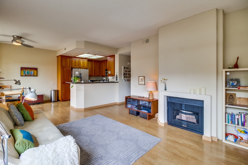 Virtual tour photo 9 of 33 for 4029 Carmel View Rd #135