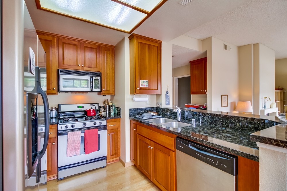 Virtual tour photo 15 of 33 for 4029 Carmel View Rd #135