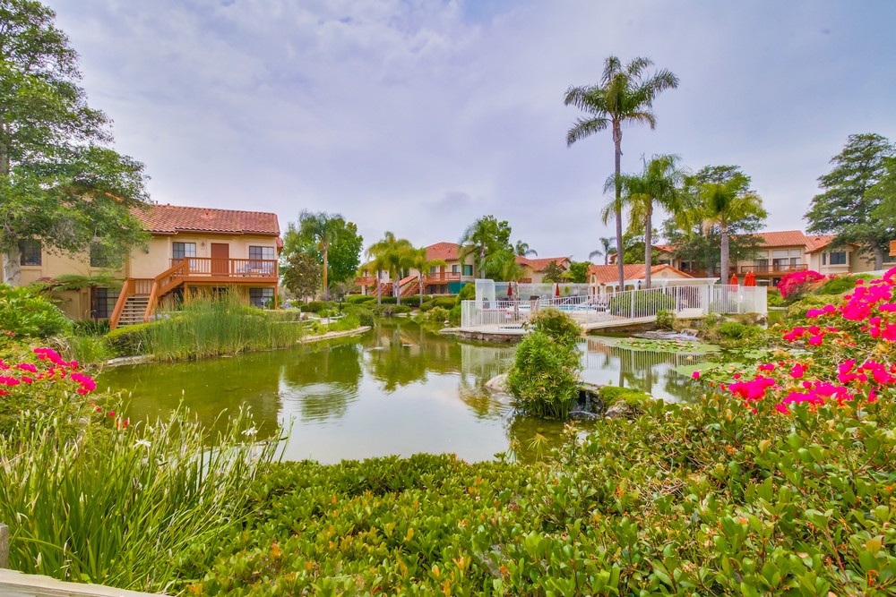 Virtual tour photo 32 of 33 for 4029 Carmel View Rd #135