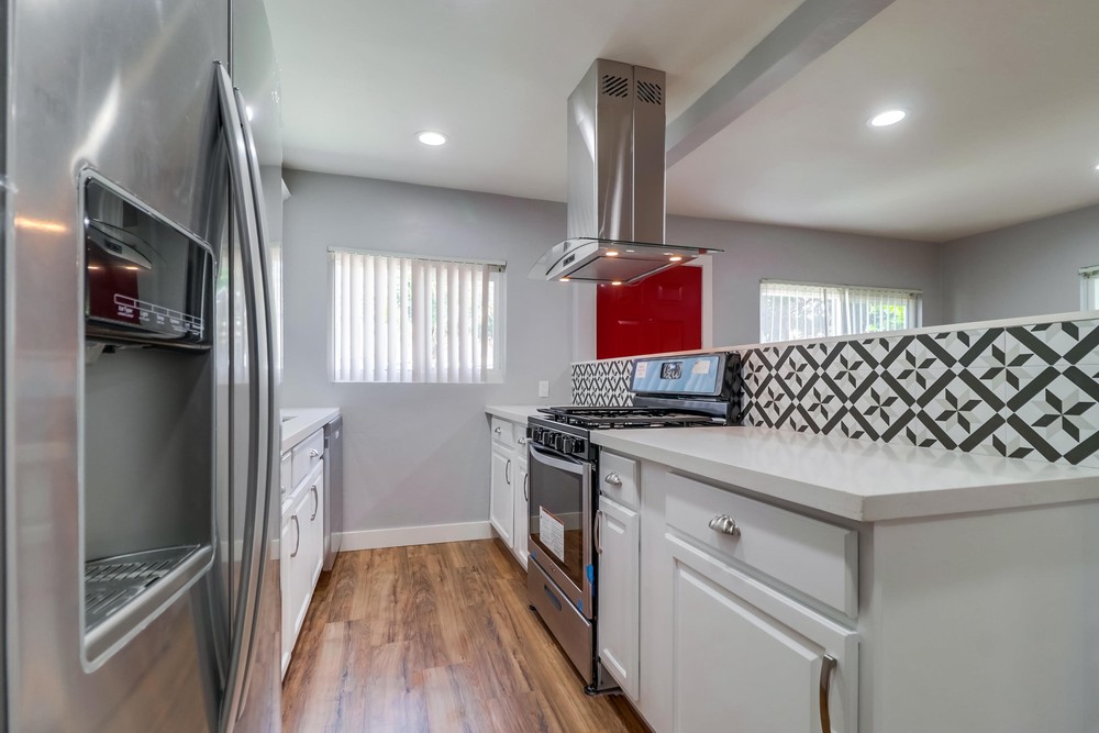 Virtual tour photo 16 of 34 for 4029 Delta St