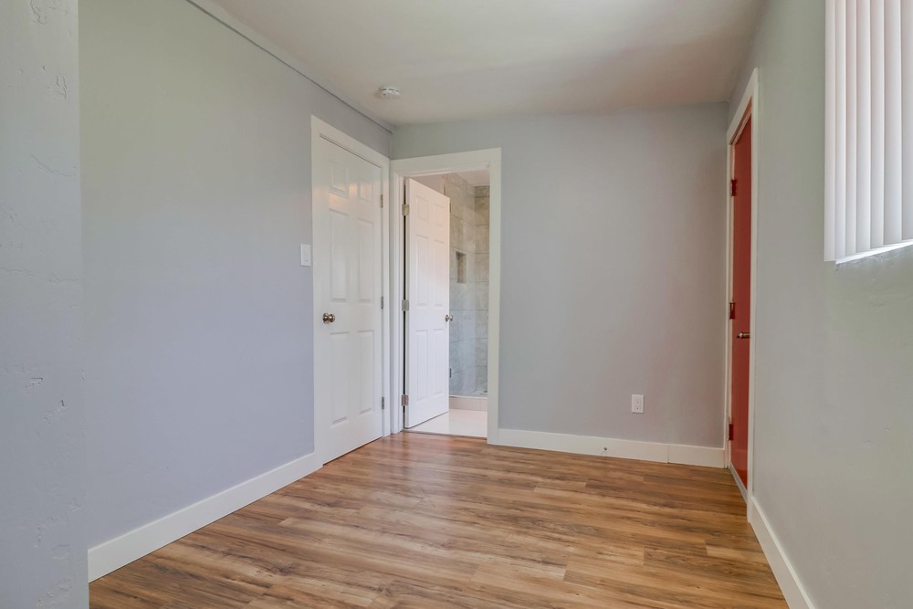 Virtual tour photo 23 of 34 for 4029 Delta St