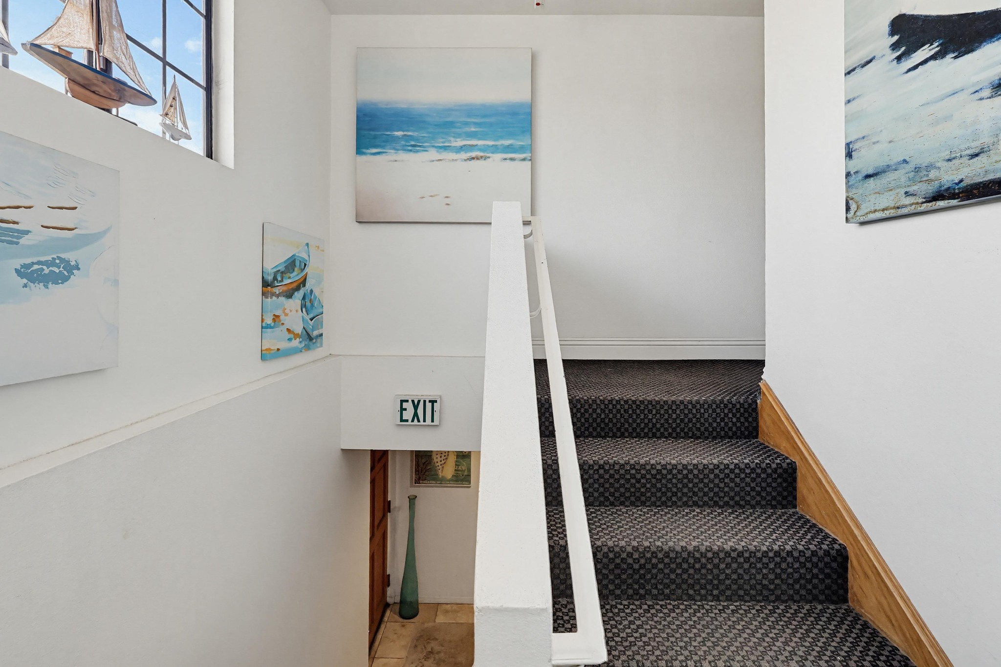 Virtual tour photo 5 of 48 for 4029 S Pacific Ave Apt 1
