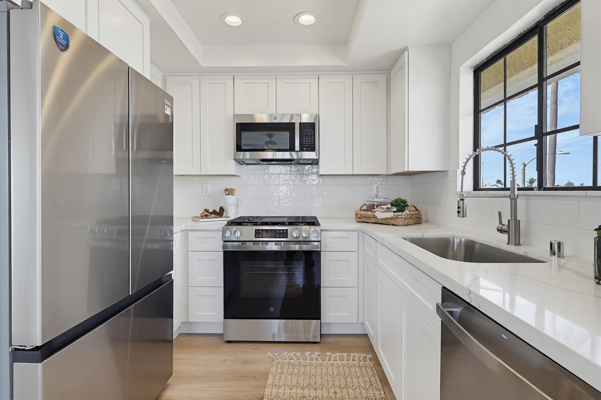 Virtual tour photo 22 of 48 for 4029 S Pacific Ave Apt 1