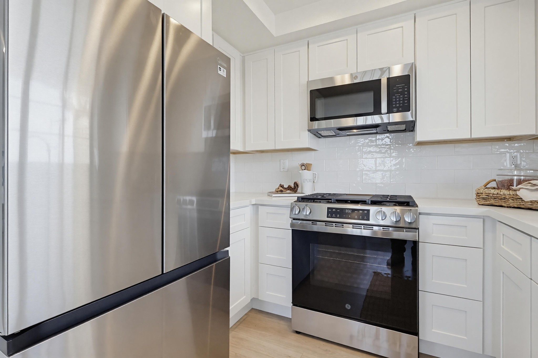 Virtual tour photo 24 of 48 for 4029 S Pacific Ave Apt 1