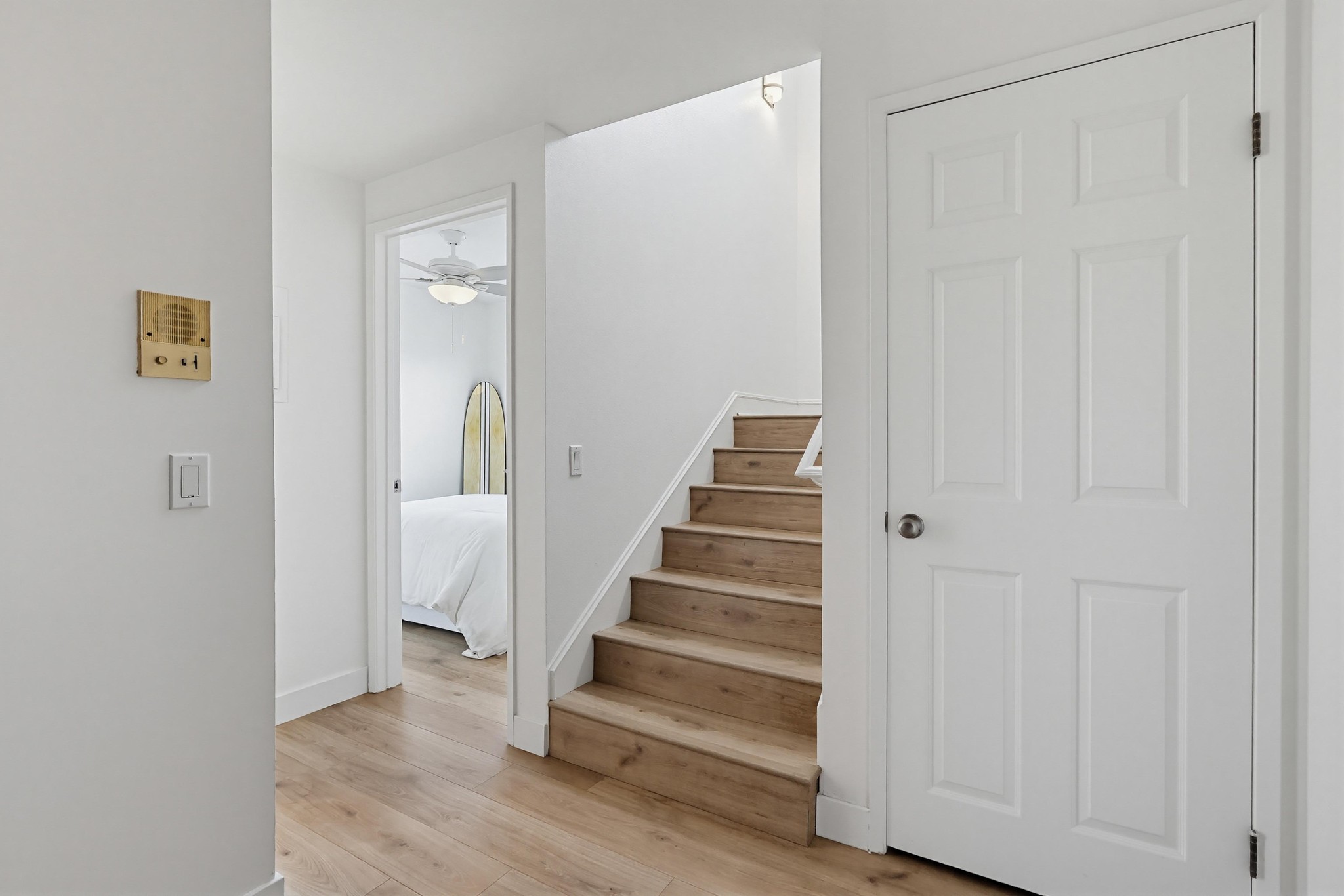 Virtual tour photo 31 of 48 for 4029 S Pacific Ave Apt 1