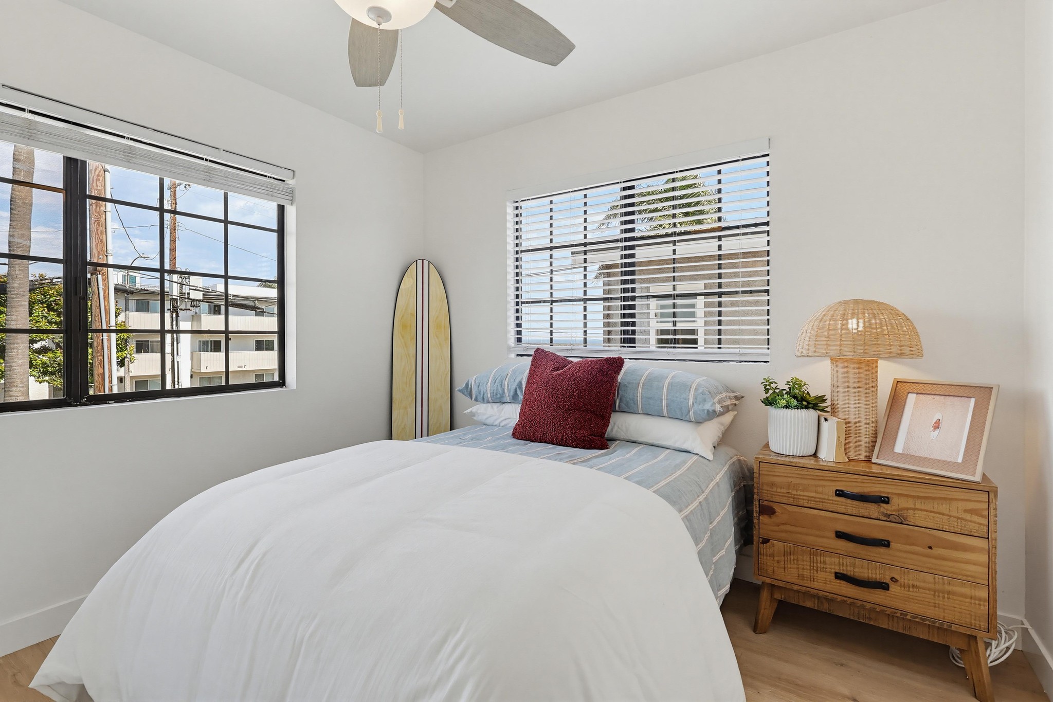 Virtual tour photo 35 of 48 for 4029 S Pacific Ave Apt 1