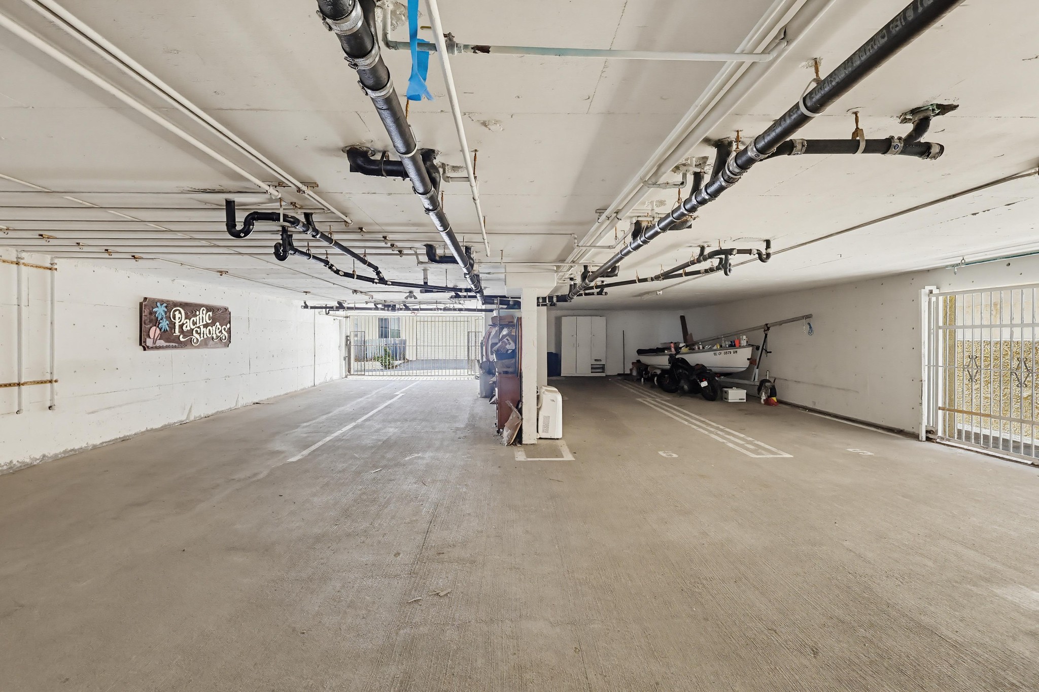 Virtual tour photo 45 of 48 for 4029 S Pacific Ave Apt 1