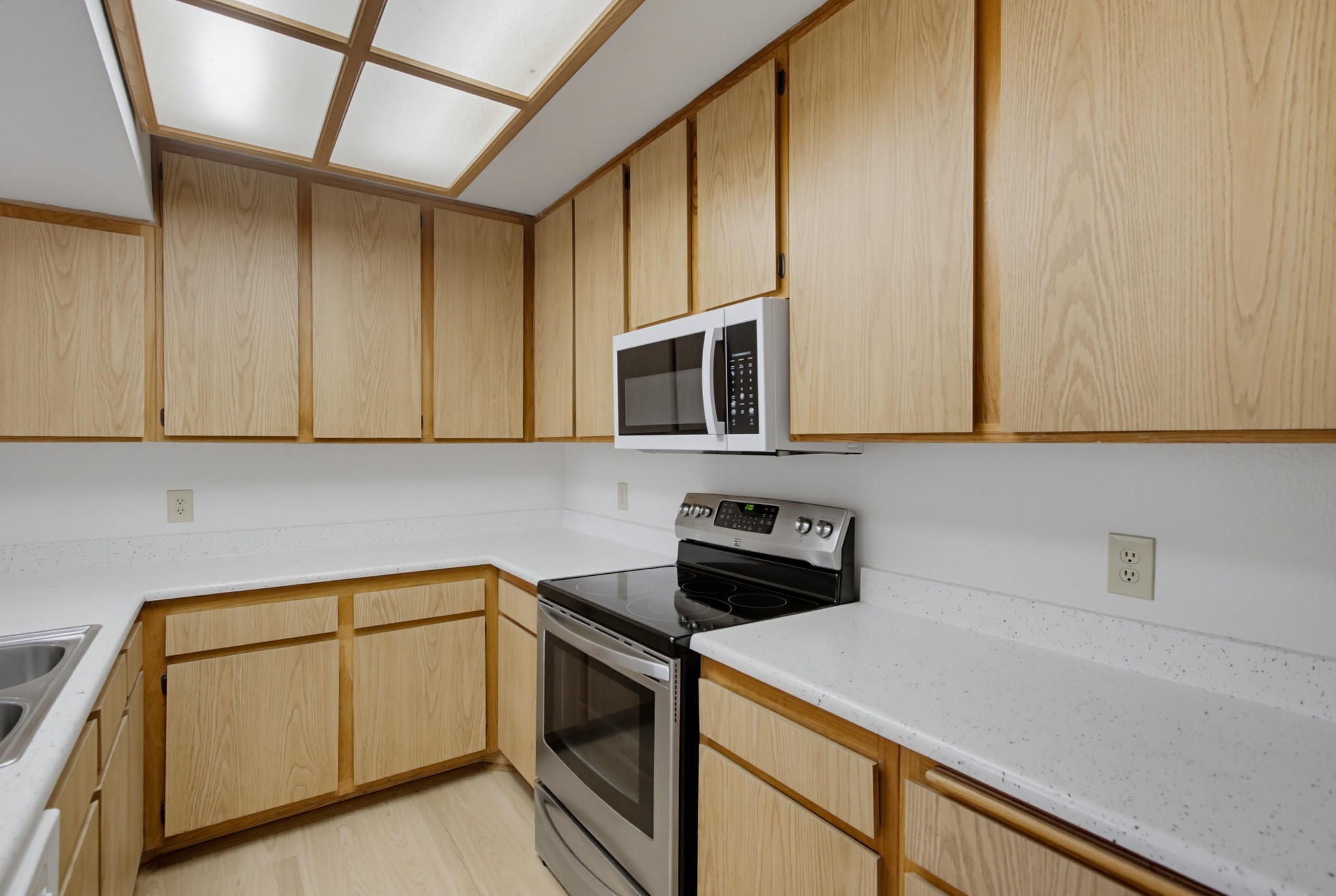 Virtual tour photo 13 of 35 for 4030 Porte La Paz Unit 90