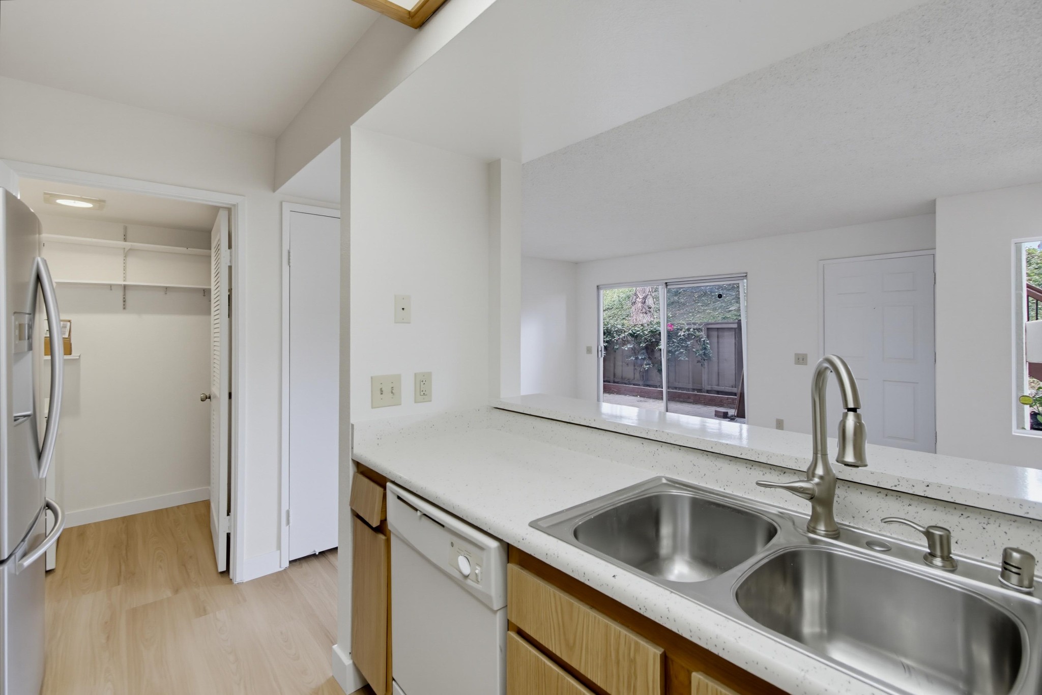 Virtual tour photo 15 of 35 for 4030 Porte La Paz Unit 90
