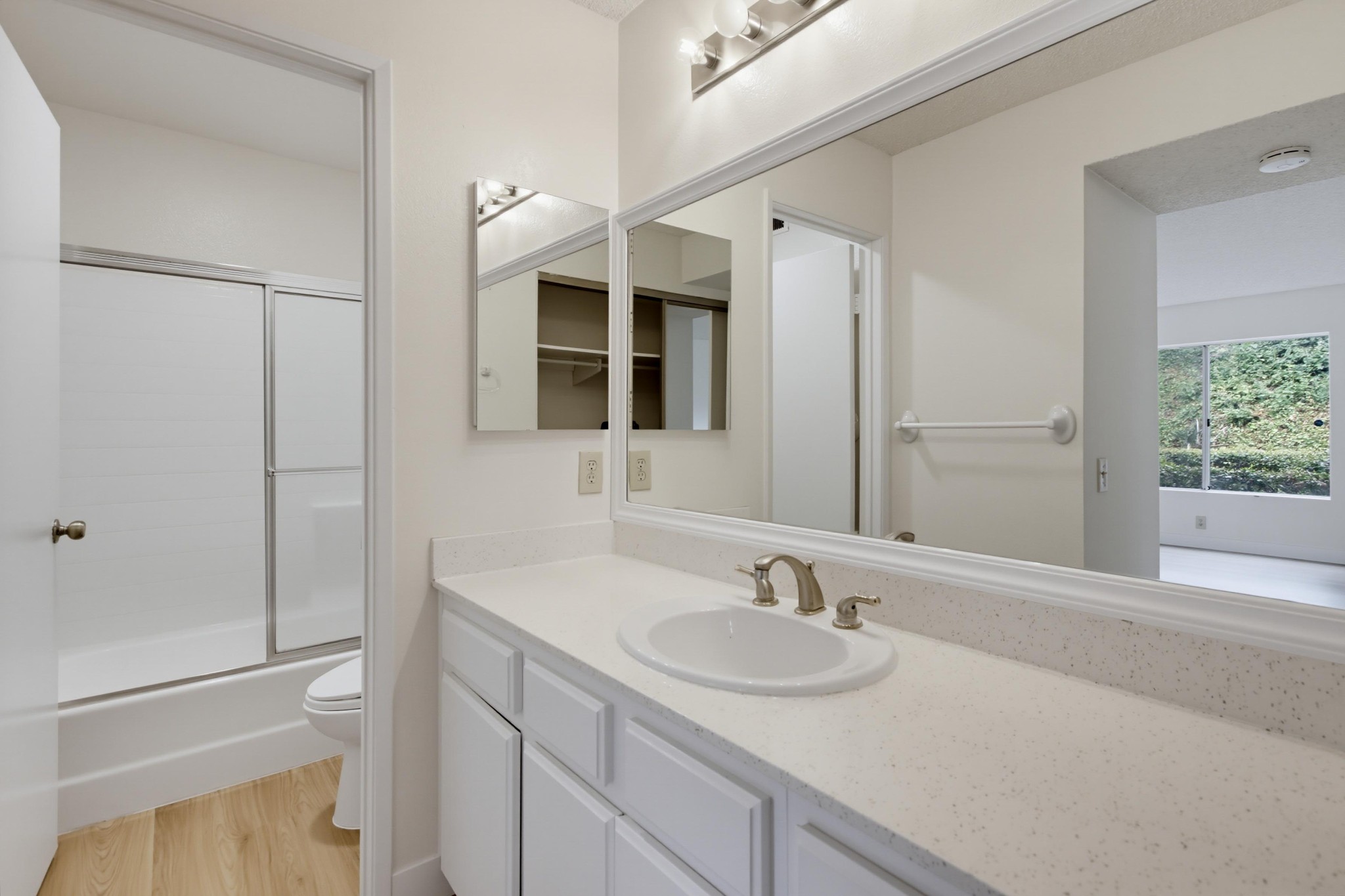 Virtual tour photo 21 of 35 for 4030 Porte La Paz Unit 90