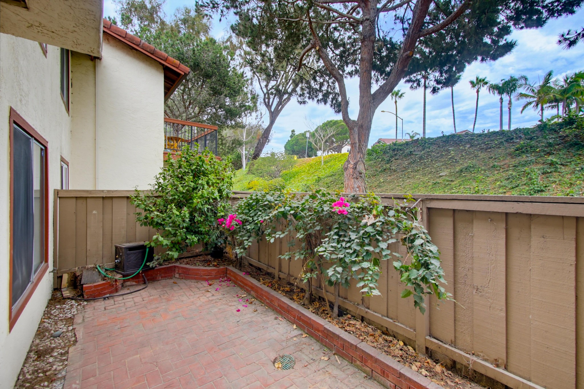 Virtual tour photo 31 of 35 for 4030 Porte La Paz Unit 90