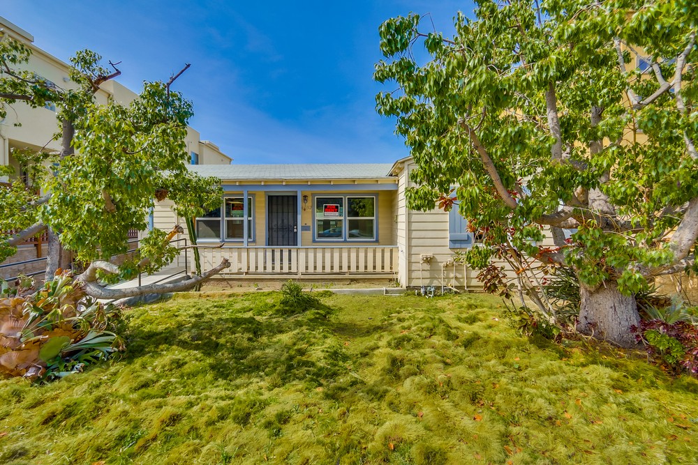 Virtual tour photo 8 of 59 for 4032 Riviera Dr