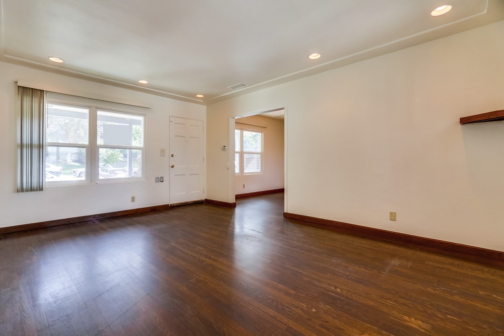 Virtual tour photo 16 of 59 for 4032 Riviera Dr