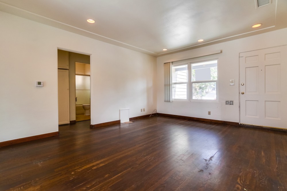 Virtual tour photo 17 of 59 for 4032 Riviera Dr