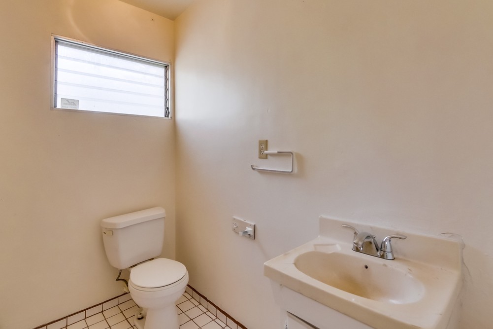 Virtual tour photo 27 of 59 for 4032 Riviera Dr