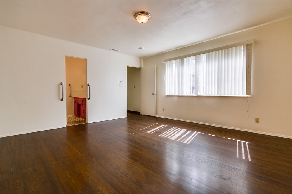 Virtual tour photo 30 of 59 for 4032 Riviera Dr