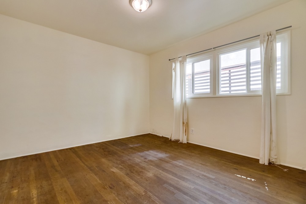 Virtual tour photo 37 of 59 for 4032 Riviera Dr