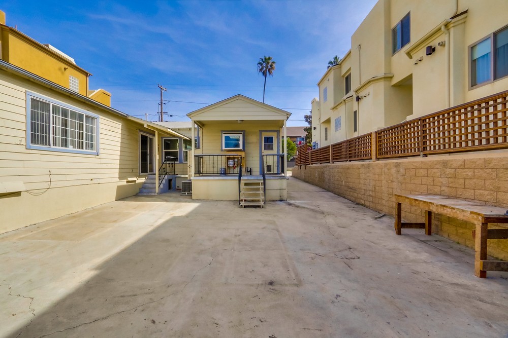 Virtual tour photo 51 of 59 for 4032 Riviera Dr