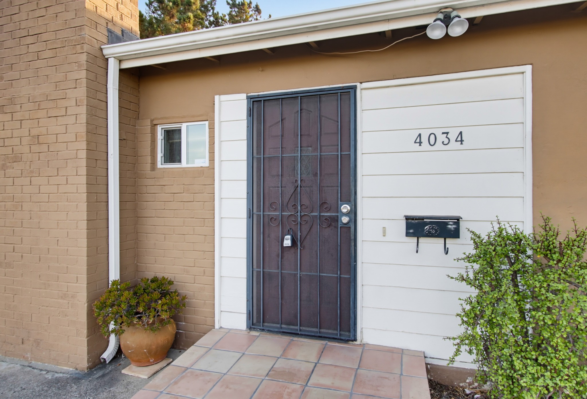Virtual tour photo 66 of 84 for 4034 Epanow Ave